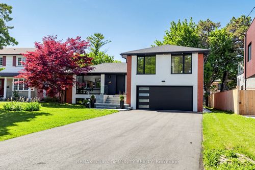 35 Geraldton Cres, North York, ON, M2J2R5 | Card Image