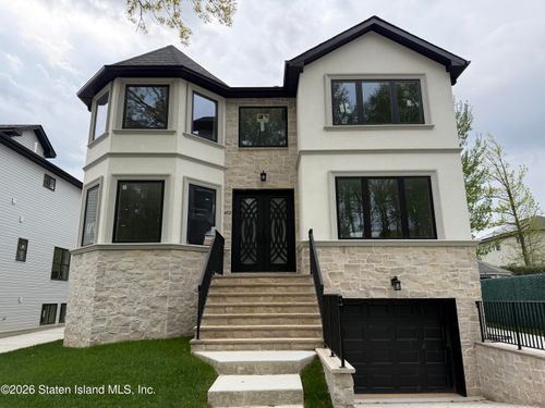 452 Rensselaer Ave, Staten Island, NY, 10312-2823 | Card Image