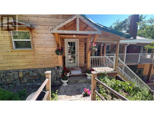 617 Payne St, Creston, BC, V0B1G6 | Card Image