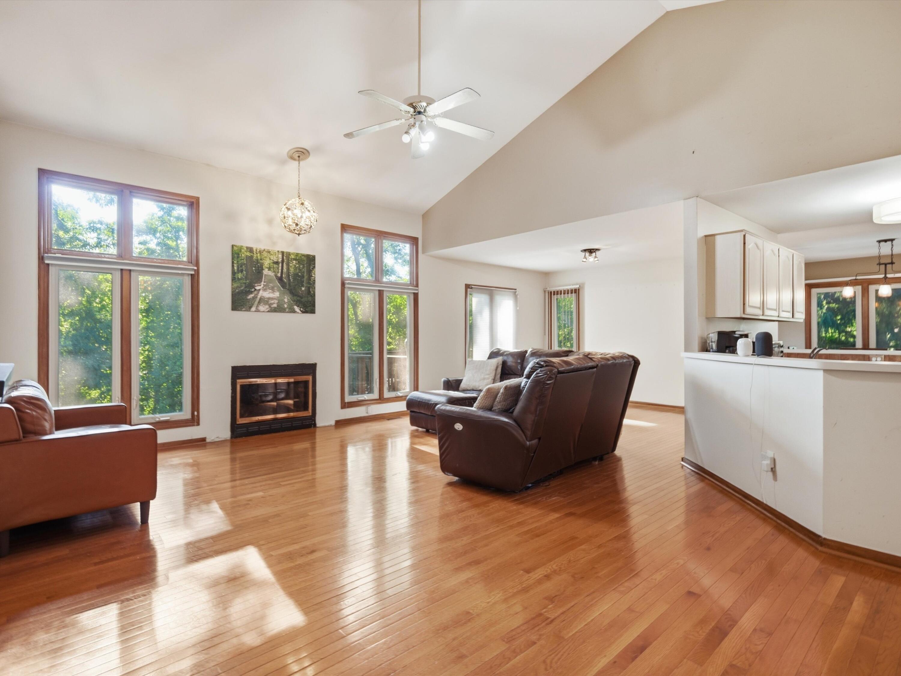 Residential in Commerce Charter Township 3