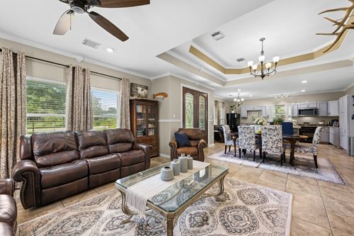 5811 Avenue G 1/2, Santa Fe, TX, 77510-8205 | Card Image