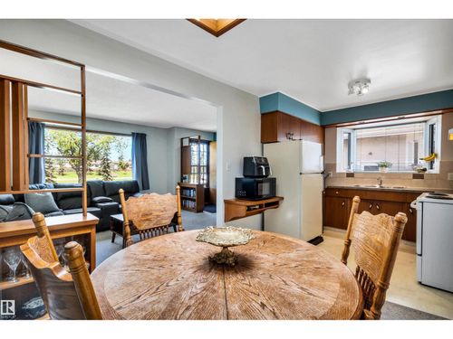 11611 137 Ave Nw, Edmonton, AB, T5E1Z6 | Card Image