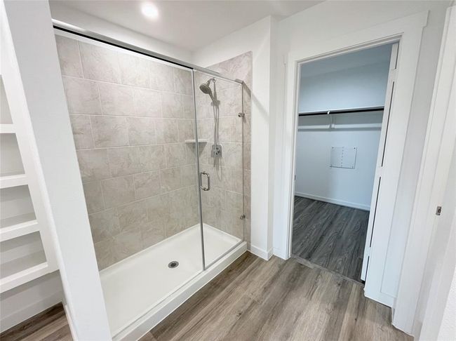 Large shower | Image 13