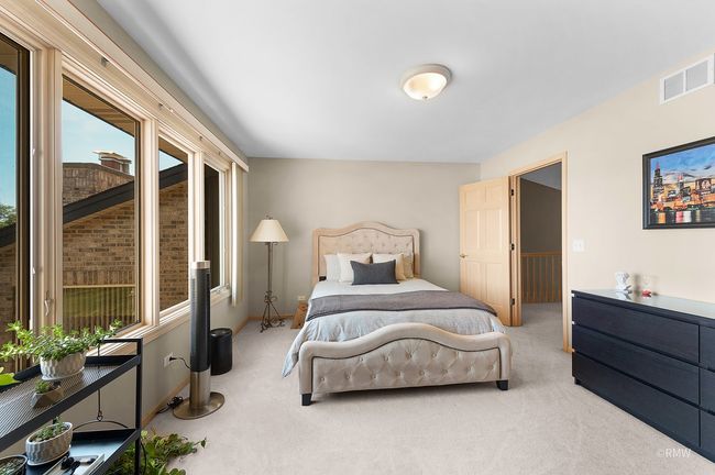 347 Saint Andrews Dr, Townhouse with 3 bedrooms, 4 bathrooms and 7 parking in Wood Dale IL | Image 26