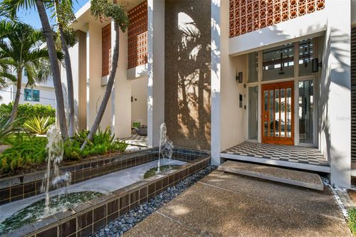 41 Bering St, Tampa, FL, 33606-3505 | Card Image