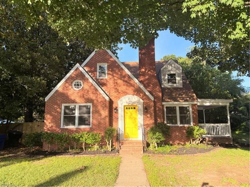 411 Shenandoah St, Portsmouth, VA, 23707-1126 | Card Image