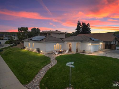 5001 N Hills Drive, Bakersfield, CA, 93308 | Card Image