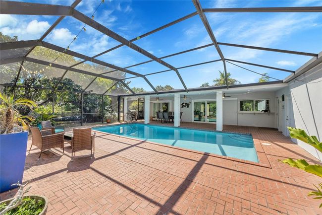 9401 Sw 69 Th Ct, House other with 5 bedrooms, 4 bathrooms and null parking in Pinecrest FL | Image 16