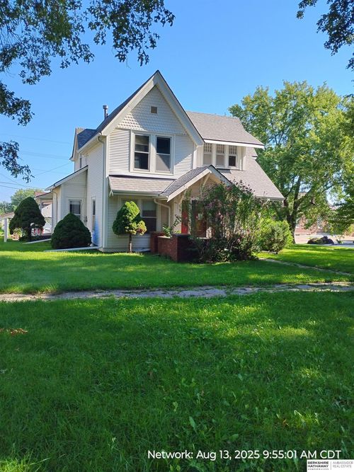 1202 13th St, Auburn, NE, 68305-1803 | Card Image