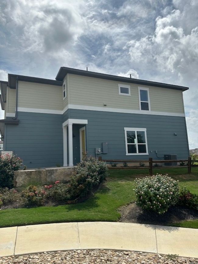 UNIT-101 - 1015 Vista View Dr, Condo with 3 bedrooms, 3 bathrooms and 2 parking in Georgetown TX | Image 5