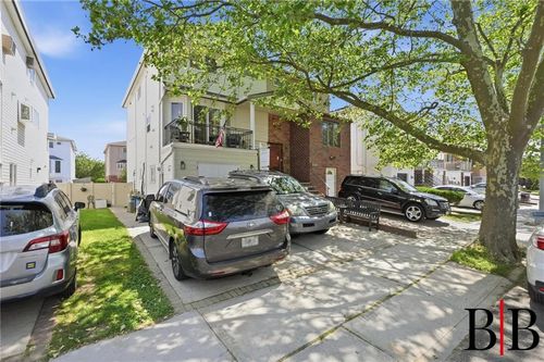 2433 71st St, Brooklyn, NY, 11204 | Card Image