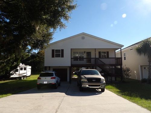 612 21st Ave N, North Myrtle Beach, SC, 29582-2315 | Card Image