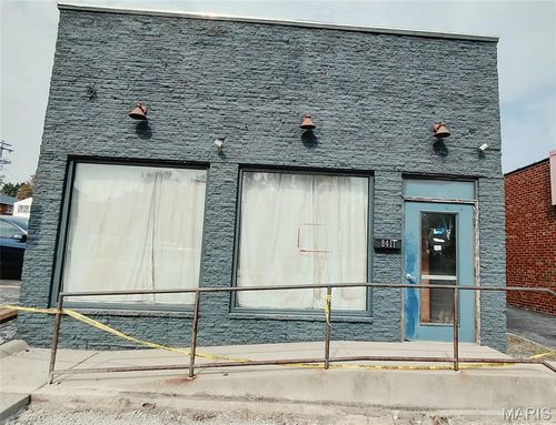 8411 Olive Blvd, Saint Louis, MO, 63132-2815 | Card Image
