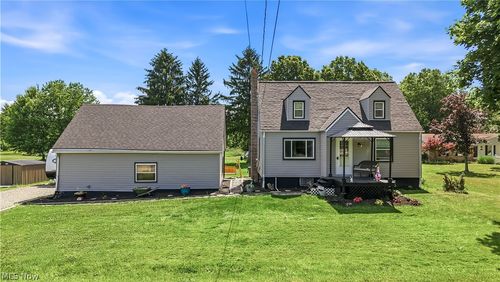 2351 S Duck Creek Rd, North Jackson, OH, 44451-9660 | Card Image