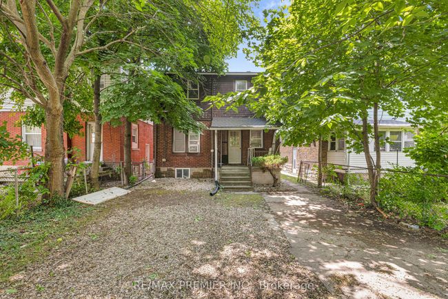 510 Randolph Ave, House other with 6 bedrooms, 2 bathrooms and 2 parking in Windsor ON | Image 8