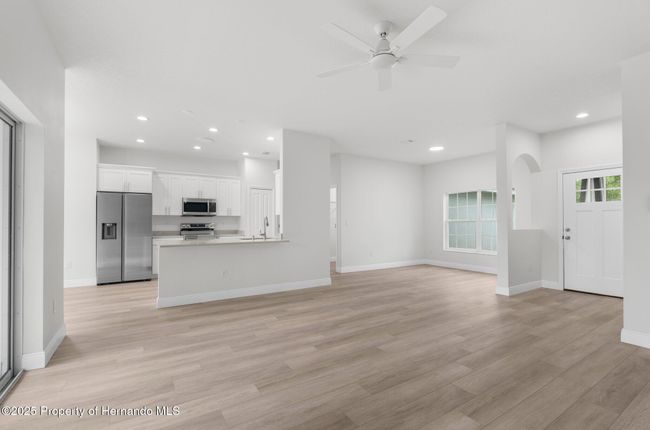 12331 Fulmar Rd, House other with 3 bedrooms, 2 bathrooms and null parking in WEEKI WACHEE FL | Image 10