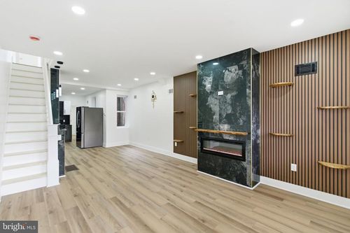 4662 James St, PHILADELPHIA, PA, 19137-1104 | Card Image