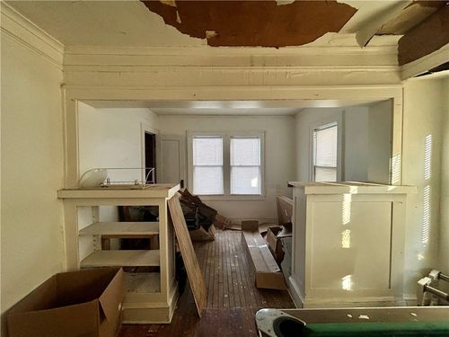 5609 Highland Ave, Kansas City, MO, 64110-2913 | Card Image