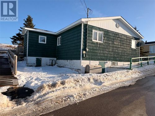 3 Hilltop Lane, Channel Port aux Basques, NL, A0M1C0 | Card Image