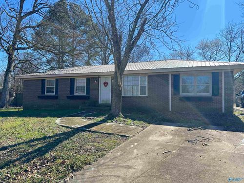 13 Oakview Ct, Centre, AL, 35960-2647 | Card Image