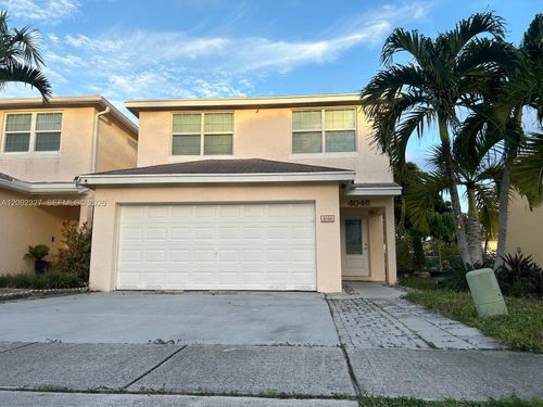 4046 Eastridge Dr, Deerfield Beach, FL, 33064-1838 | Card Image