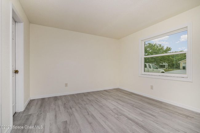 158 Billiar Ave Ne, House other with 3 bedrooms, 2 bathrooms and null parking in Palm Bay FL | Image 14