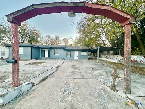 104 E Fowler Ave, Killeen, TX, 76541-7814 | Card Image