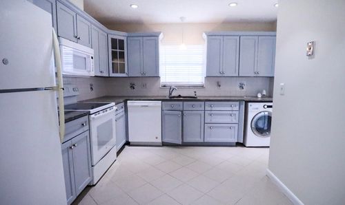 845 Salem Ln, Lake Worth, FL, 33467-2758 | Card Image