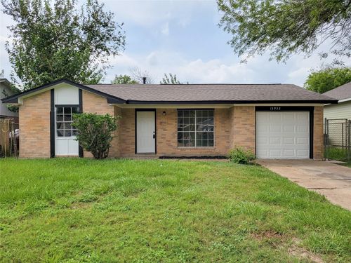 12922 Claygate Dr, Houston, TX, 77047-2704 | Card Image
