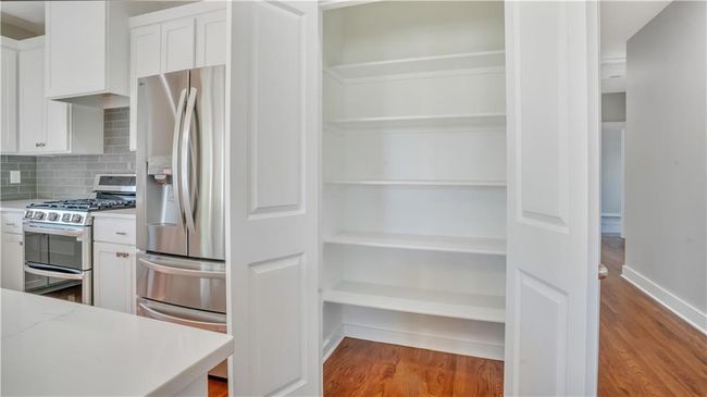 View of pantry | Image 7