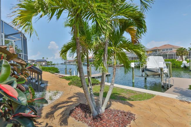 915 Symphony Isles Blvd, House other with 3 bedrooms, 3 bathrooms and null parking in APOLLO BEACH FL | Image 51
