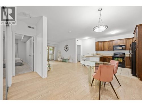 109-1007 Harvey Ave, Kelowna, BC, V1Y6E4 | Card Image