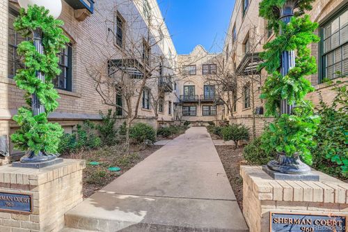 1b-960 N Sherman St, Denver, CO, 80203-2956 | Card Image
