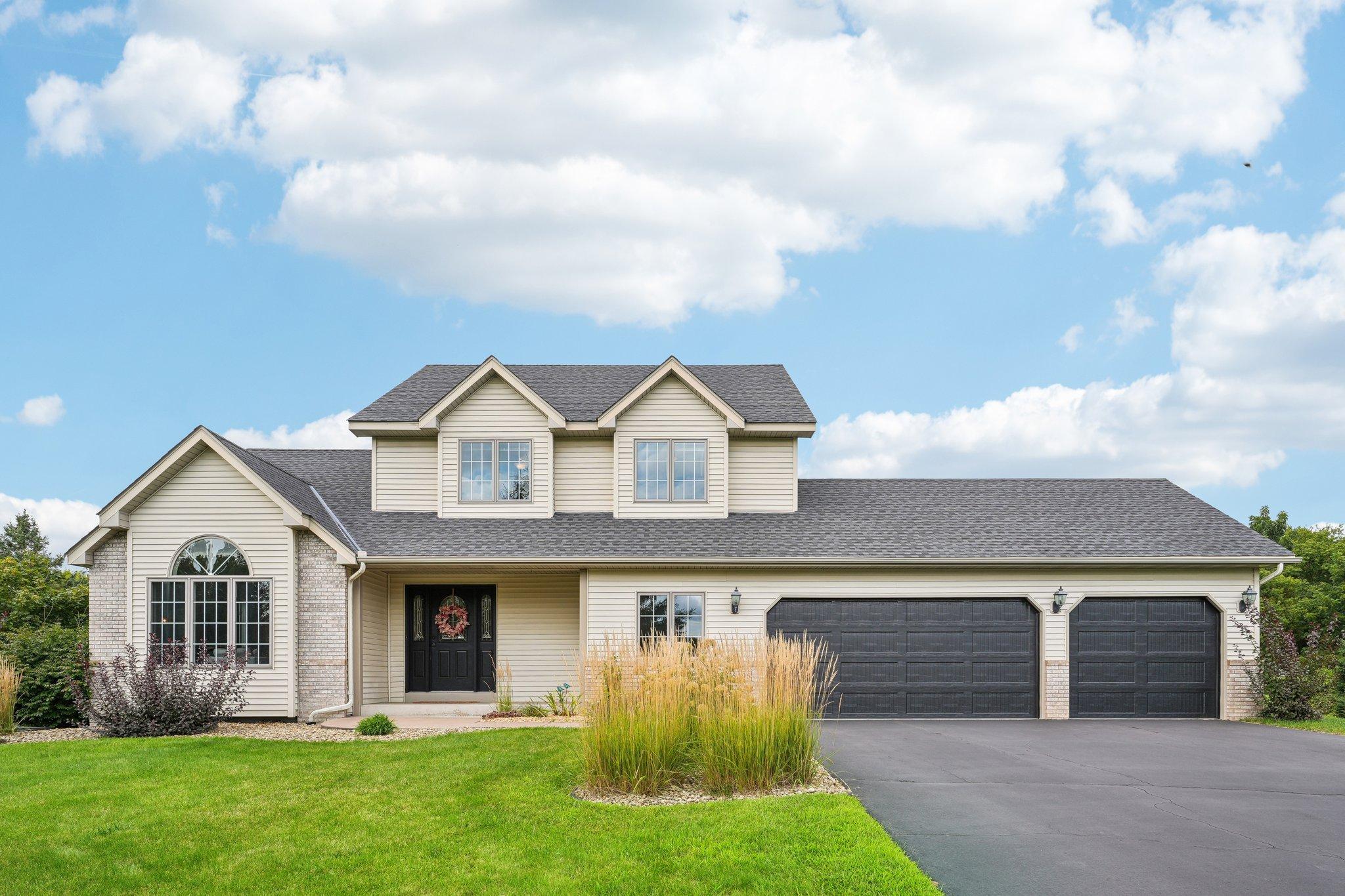 260th St, Wyoming, MN 55092