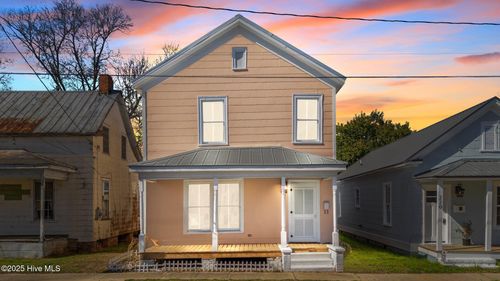 218 N Bonner St, Washington, NC, 27889-5019 | Card Image