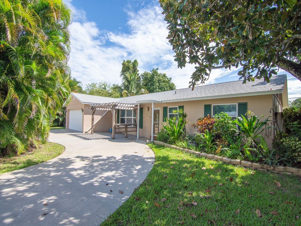 29th Ave, Vero Beach, FL 32960