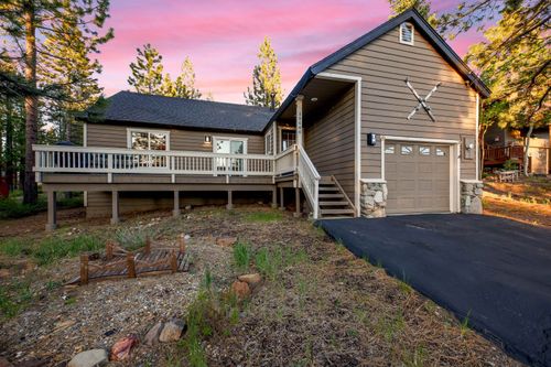 12466 Pinnacle Loop, Truckee, CA, 96161 | Card Image
