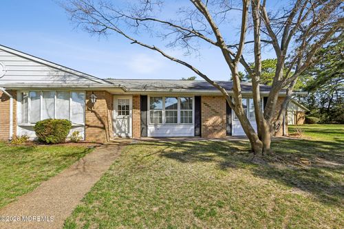 14B Cambridge Cir, Manchester, NJ, 08759-7139 | Card Image