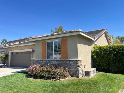 11669 Minckler Cir, Yucaipa, CA, 92399-6851 | Card Image
