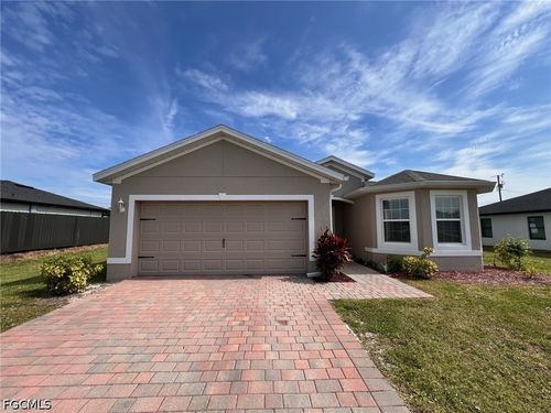 103 7th St, Cape Coral, FL, 33993-1806 | Card Image