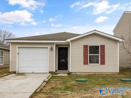205 Cloverbrook Dr, Harvest, AL, 35749-3212 | Card Image