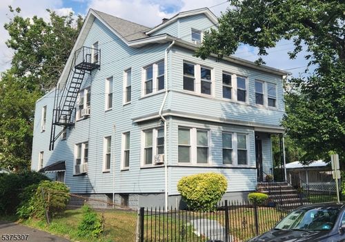 152 Berkshire Pl, Irvington, NJ, 07111-3015 | Card Image