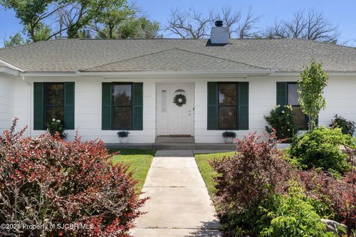 2412 Pheasant Ct, Farmington, NM, 87401-5425 | Card Image
