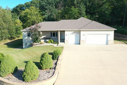 6518 W River Road Nw, Cascade Twp, MN, 55901 | Card Image