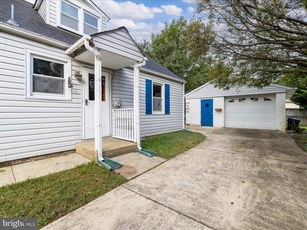Governors Gate Ln, Linthicum Heights, MD 21090