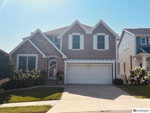 14727 Laurel Plz, Omaha, NE, 68116-4339 | Card Image