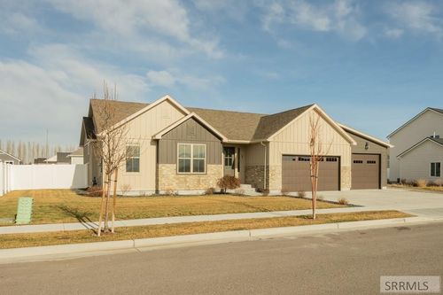 1597 Sandpiper Way, Idaho Falls, ID, 83404 | Card Image