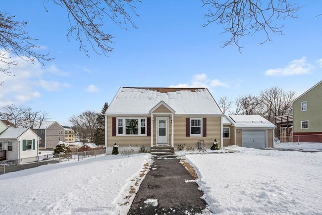 117 Vale St, House other with 3 bedrooms, 2 bathrooms and 4 parking in Worcester MA | Image 34