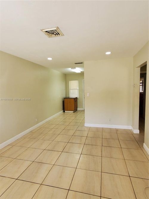 2-1925 Scott St, Hollywood, FL, 33020-2414 | Card Image