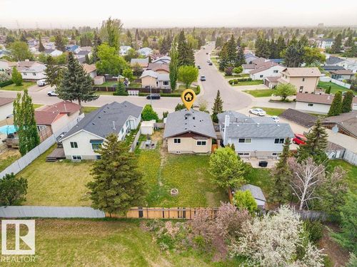 1139 35 St Nw, Edmonton, AB, T6L2L3 | Card Image